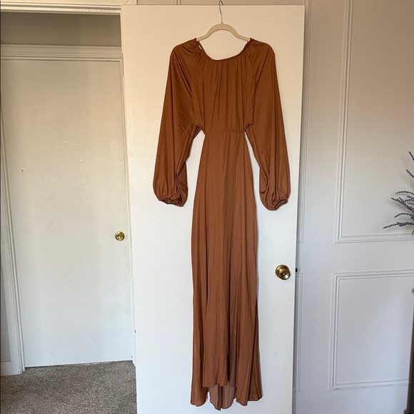 bohme Dresses & Skirts - bohme Long Sleeve Maxi Dress in Rust Brown